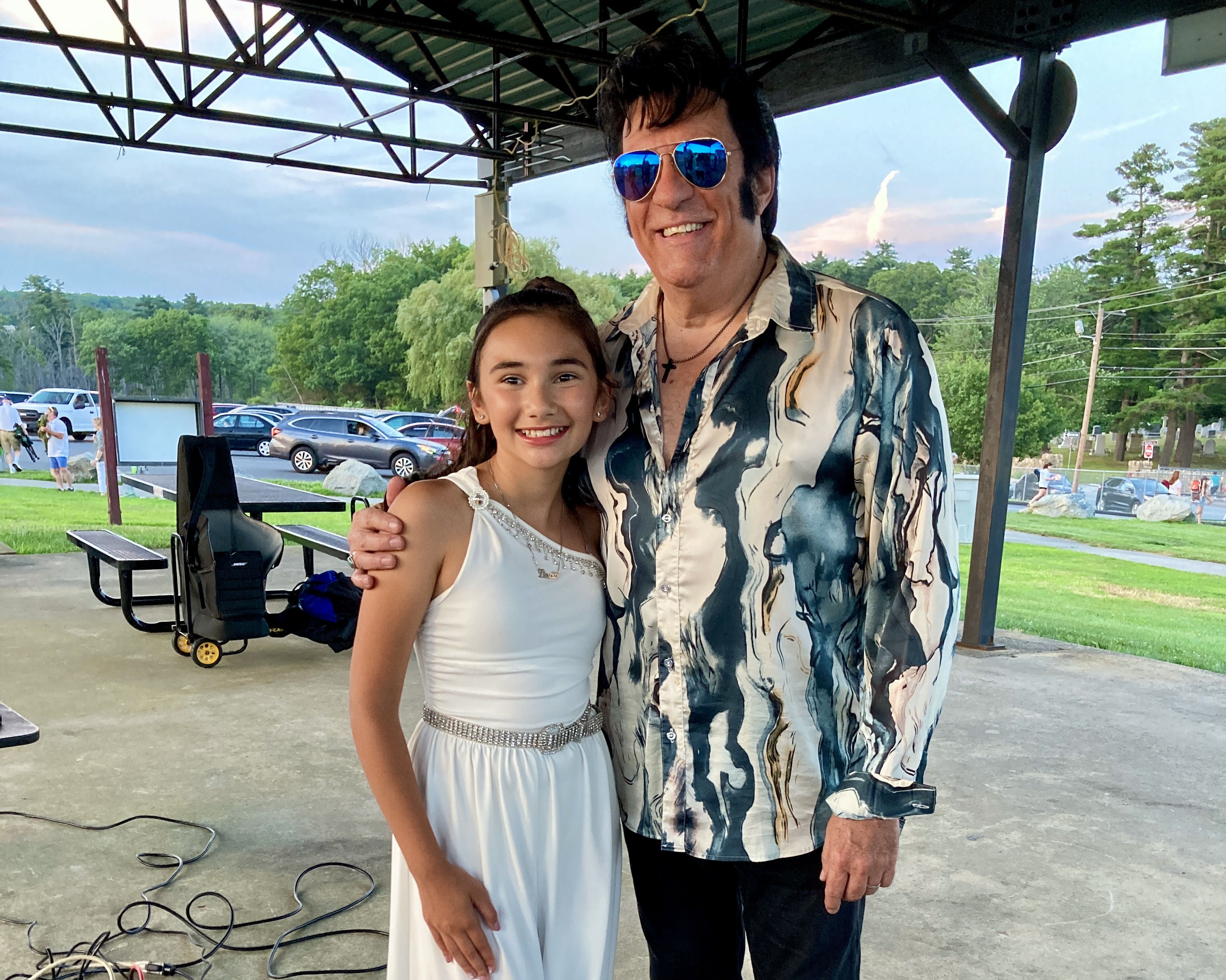Dacia opens up for Elvis tribute artist, Robert Black